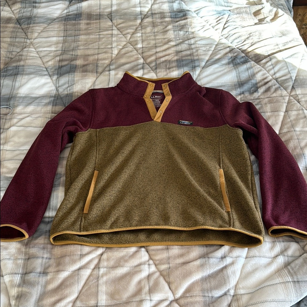 LLBean Patagonia Burgundy and Olive Fleece Pullover